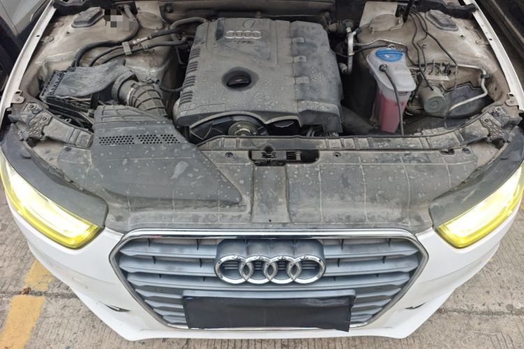 Used Audi A4L 2013 35 TFSI Automatic Comfort Model Engine Bay
