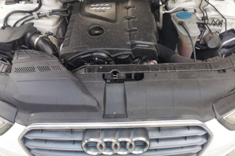 Used Audi A4L 2013 35 TFSI Automatic Comfort Model Engine Bay