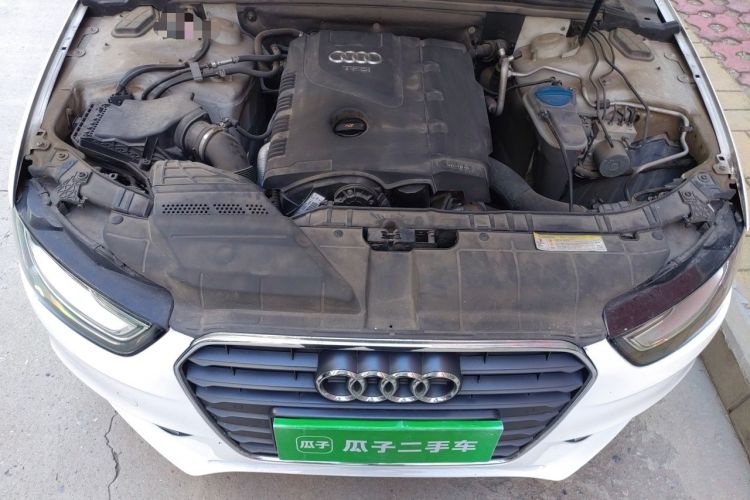 Used Audi A4L 2013 35 TFSI Automatic Standard Model Engine Bay