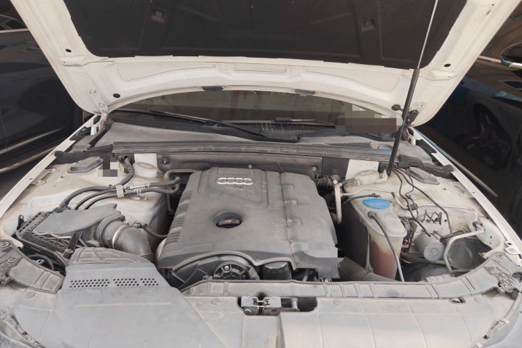 Used Audi A4L 2013 30 TFSI Automatic Comfort Model Engine Bay
