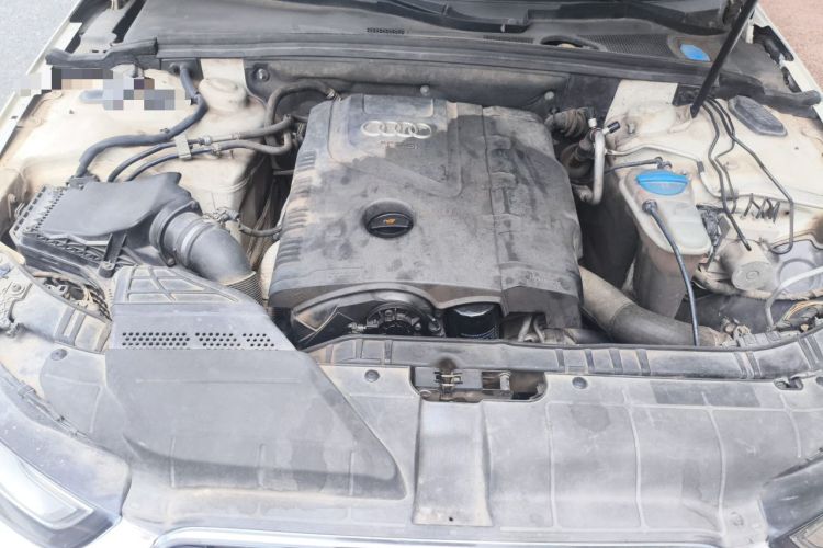 Used Audi A4L 2013 30 TFSI Manual Comfort Model Engine Bay