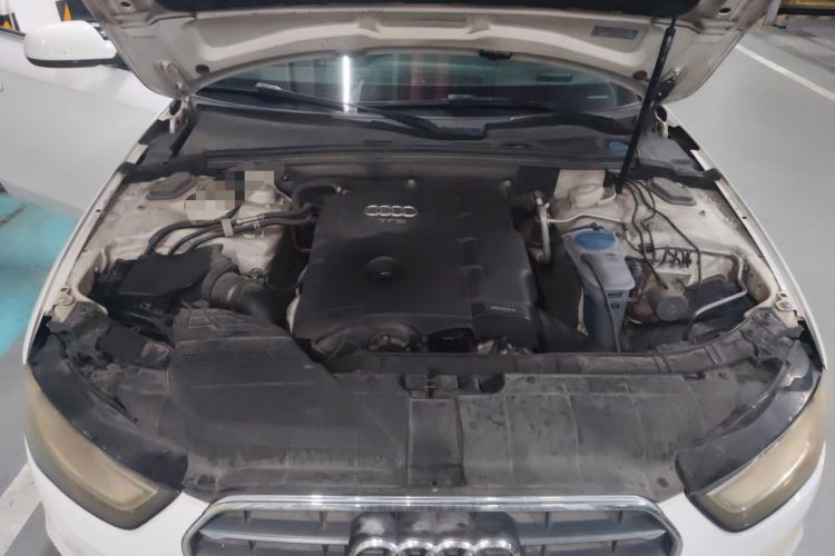 Used Audi A4L 2013 35 TFSI Automatic Comfort Model Engine Bay