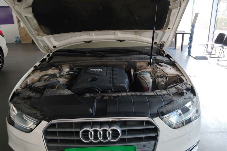 Used Audi A4L 2013 40 TFSI quattro Individual Sport Edition Engine Bay