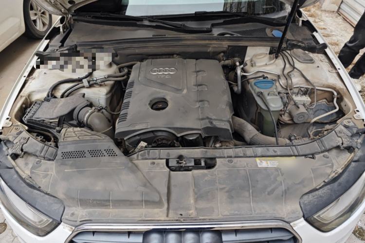 Used Audi A4L 2013 35 TFSI Automatic Comfort Model Engine Bay