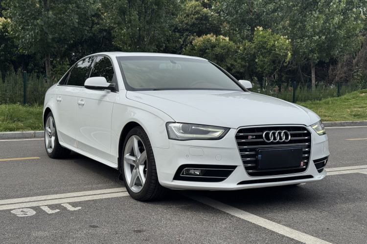 Used Audi A4L 2013 35 TFSI Automatic Standard Model Exterior 1