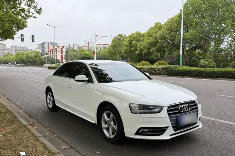 Used Audi A4L 2013 35 TFSI Automatic Comfort Model Exterior 2
