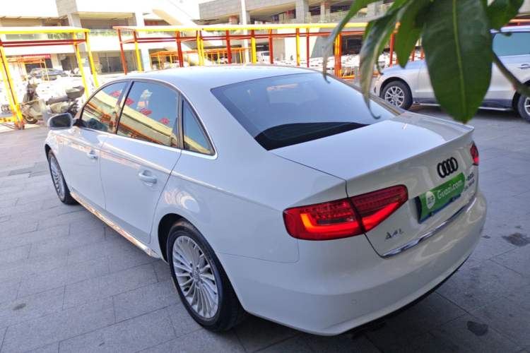 Used Audi A4L 2013 35 TFSI Automatic Standard Model Exterior 2