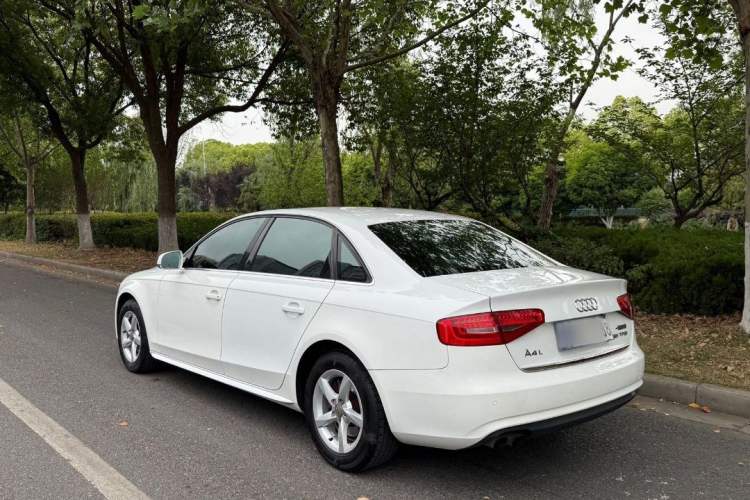 Used Audi A4L 2013 35 TFSI Automatic Comfort Model Exterior 4