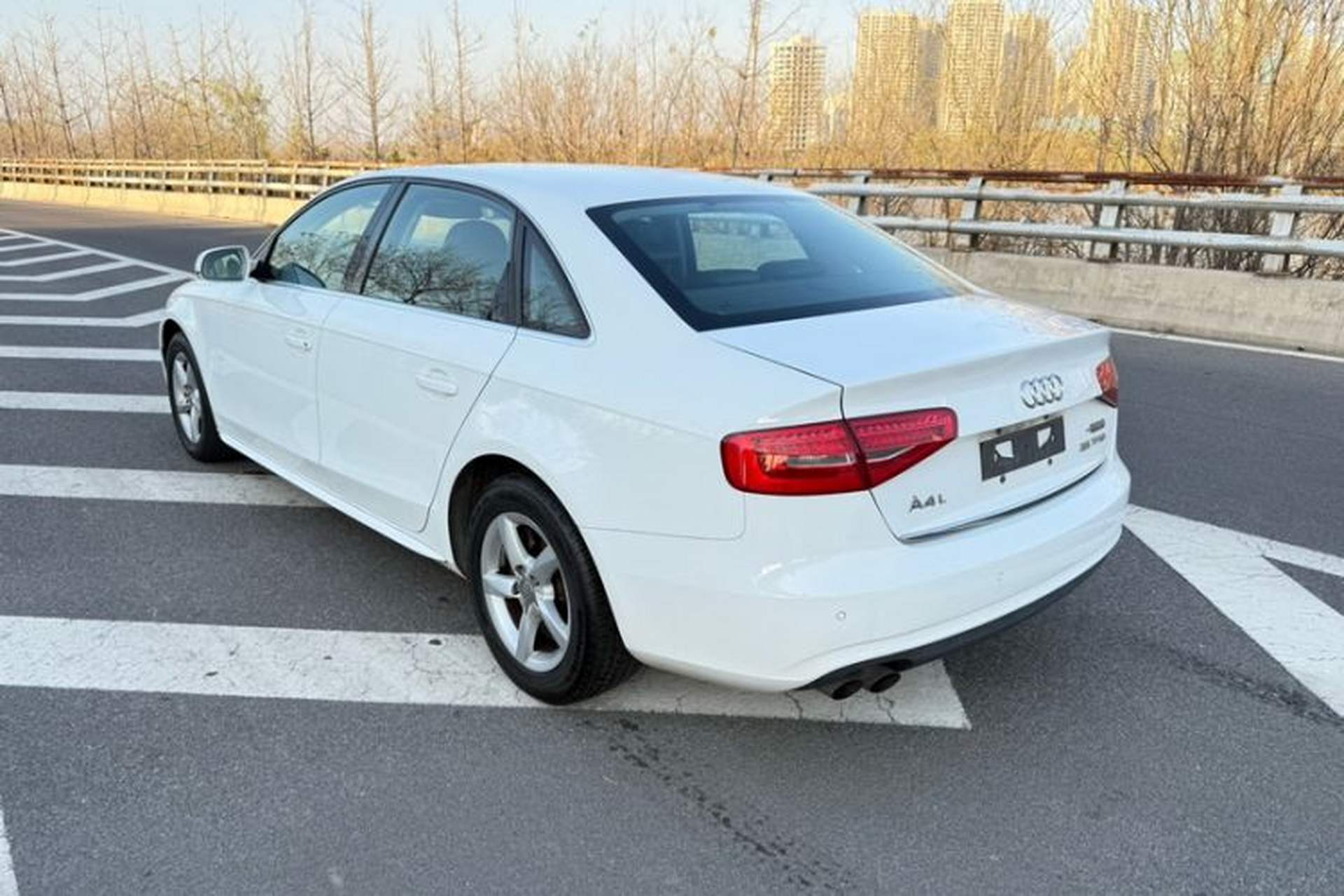 Used Audi A4L 2013 35 TFSI Automatic Comfort Model Exterior 7