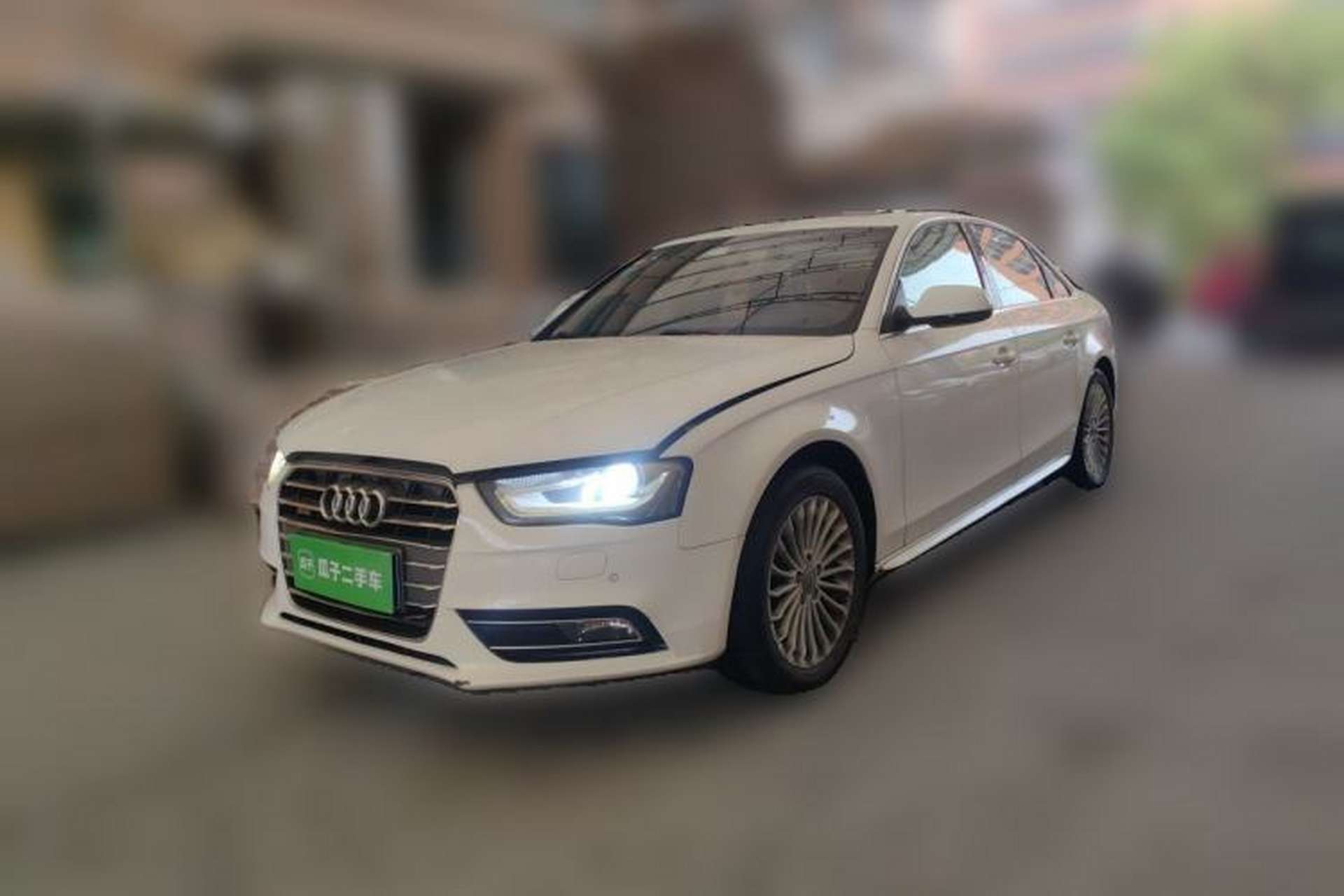 Used Audi A4L 2013 35 TFSI Automatic Technology Edition Front Left 45 Deg
