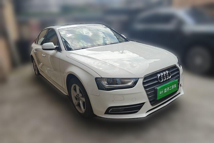 Used Audi A4L 2013 35 TFSI Automatic Comfort Model Front Right 45 Deg