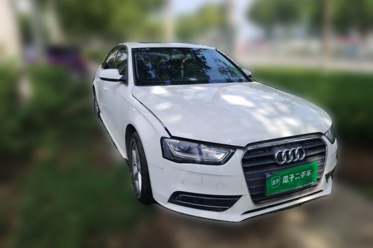 Used Audi A4L 2013 35 TFSI Automatic Comfort Model Front Right 45 Deg
