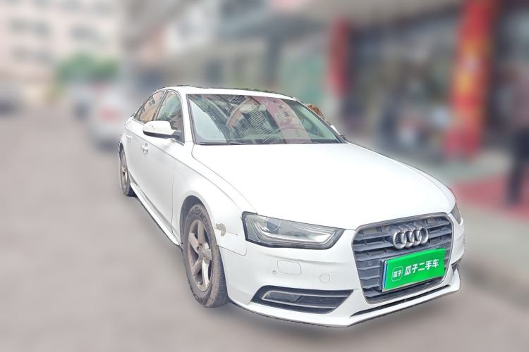 Used Audi A4L 2013 35 TFSI Automatic Standard Model Front Right 45 Deg