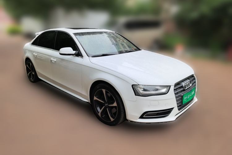 Used Audi A4L 2013 35 TFSI Automatic Comfort Model Front Right 45 Deg