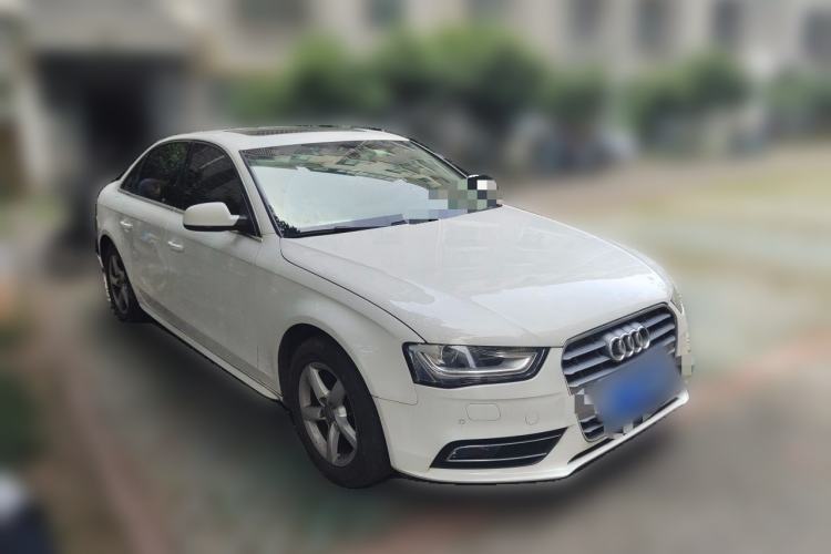 Used Audi A4L 2013 35 TFSI Automatic Comfort Model Front Right 45 Deg