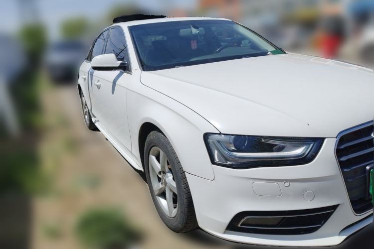 Used Audi A4L 2013 30 TFSI Automatic Comfort Model Front Right 45 Deg