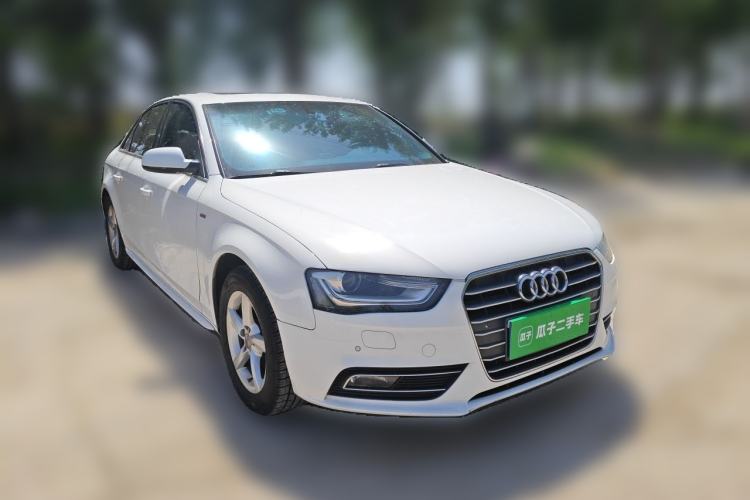 Used Audi A4L 2013 35 TFSI Automatic Standard Model Front Right 45 Deg