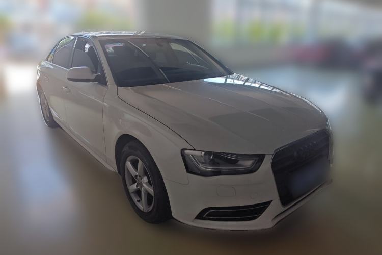 Used Audi A4L 2013 35 TFSI Automatic Comfort Model Front Right 45 Deg