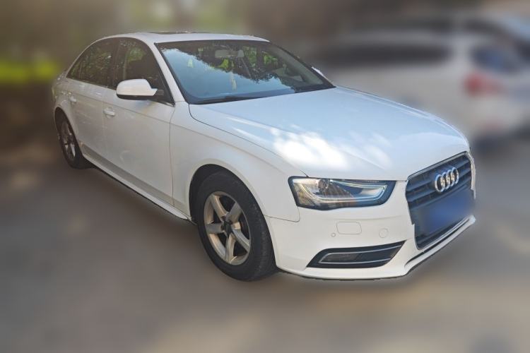 Used Audi A4L 2013 35 TFSI Automatic Standard Model Front Right 45 Deg