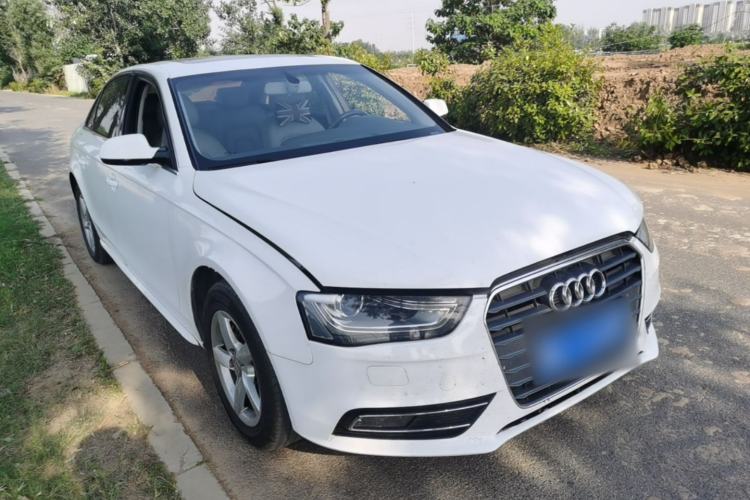 Used Audi A4L 2013 35 TFSI Automatic Comfort Model Front Right 45 Deg