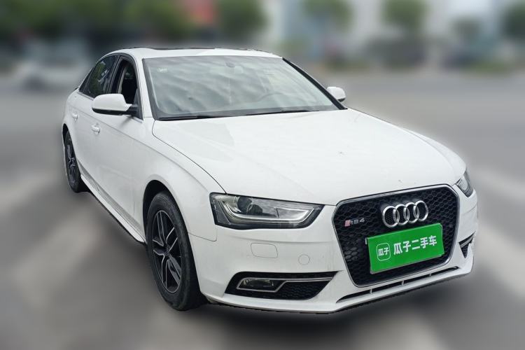 Used Audi A4L 2013 35 TFSI Automatic Standard Model Front Right 45 Deg