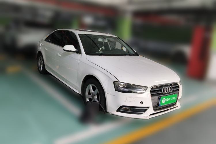 Used Audi A4L 2013 35 TFSI Automatic Standard Model Front Right 45 Deg