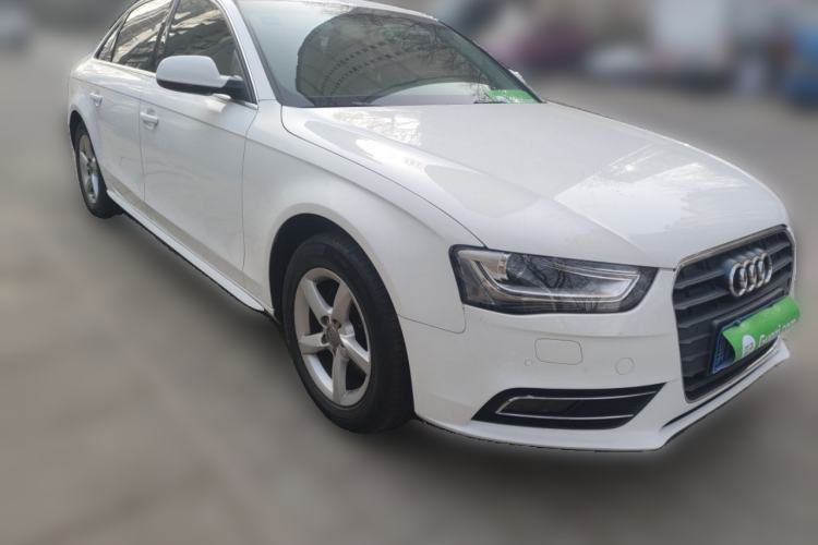 Used Audi A4L 2013 35 TFSI Automatic Comfort Model Front Right 45 Deg