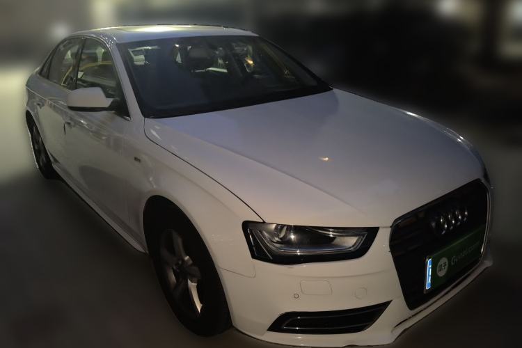 Used Audi A4L 2013 35 TFSI Automatic Comfort Model Front Right 45 Deg