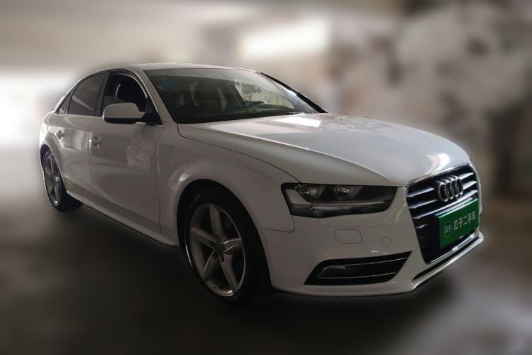 Used Audi A4L 2013 35 TFSI Automatic Standard Model Front Right 45 Deg