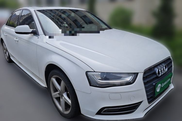 Used Audi A4L 2013 35 TFSI Automatic Comfort Model Front Right 45 Deg
