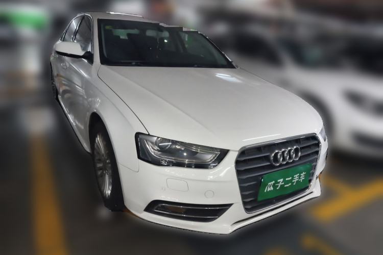 Used Audi A4L 2013 35 TFSI Automatic Luxury Model Front Right 45 Deg