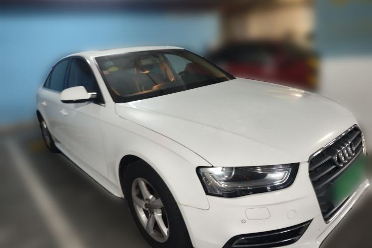 Used Audi A4L 2013 35 TFSI Automatic Comfort Model Front Right 45 Deg