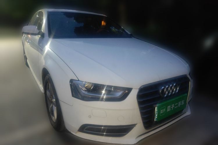Used Audi A4L 2013 35 TFSI Automatic Comfort Model Front Right 45 Deg