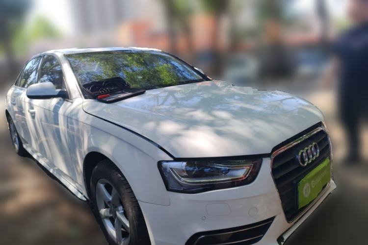 Used Audi A4L 2013 35 TFSI Automatic Comfort Model Front Right 45 Deg