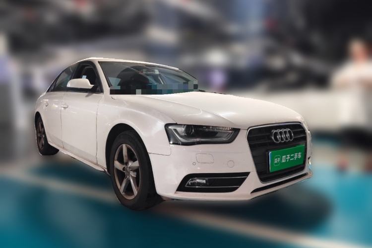 Used Audi A4L 2013 35 TFSI Automatic Standard Model Front Right 45 Deg