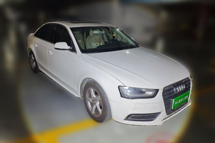 Used Audi A4L 2013 35 TFSI Automatic Standard Model Front Right 45 Deg