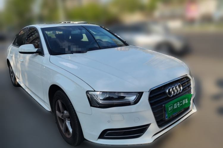 Used Audi A4L 2013 35 TFSI Automatic Comfort Model Front Right 45 Deg