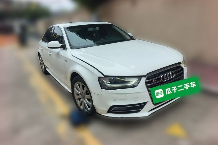 Used Audi A4L 2013 35 TFSI Automatic Standard Model Front Right 45 Deg