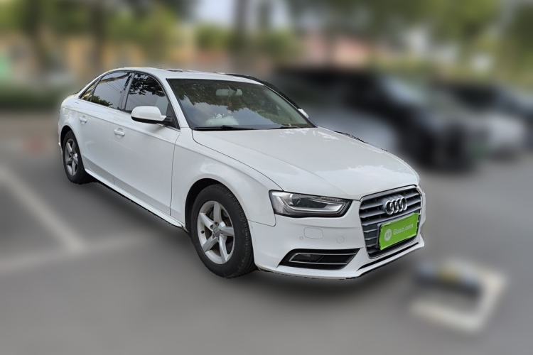 Used Audi A4L 2013 35 TFSI Automatic Technology Edition Front Right 45 Deg