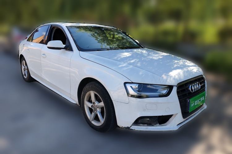 Used Audi A4L 2013 35 TFSI Automatic Standard Model Front Right 45 Deg