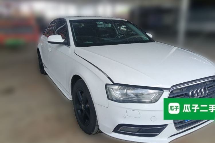Used Audi A4L 2013 35 TFSI Automatic Standard Model Front Right 45 Deg