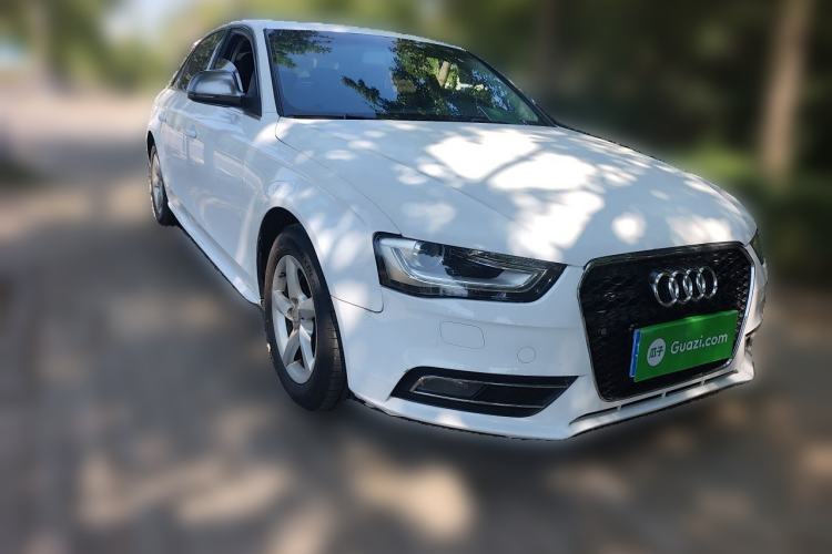 Used Audi A4L 2013 35 TFSI Automatic Standard Model Front Right 45 Deg