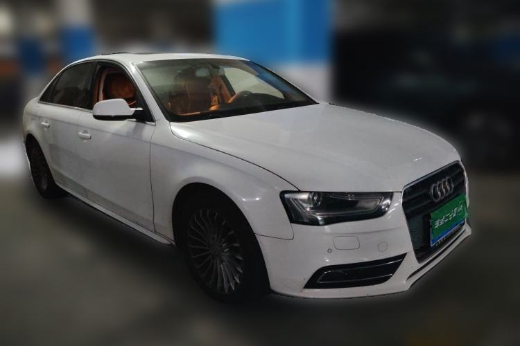 Used Audi A4L 2013 35 TFSI Automatic Technology Edition Front Right 45 Deg