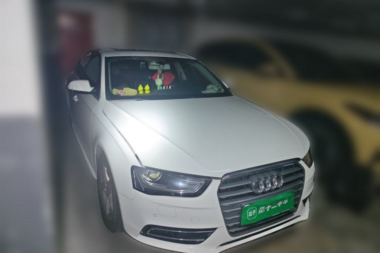 Used Audi A4L 2013 35 TFSI Automatic Comfort Model Front Right 45 Deg