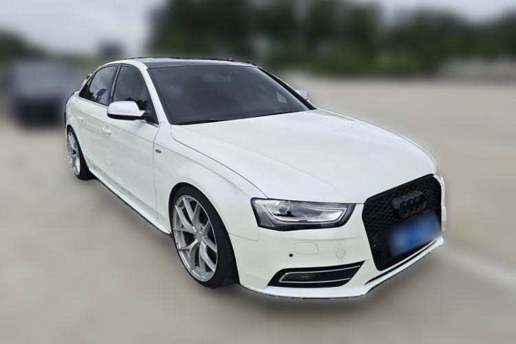 Used Audi A4L 2013 35 TFSI Automatic Comfort Model Front Right 45 Deg