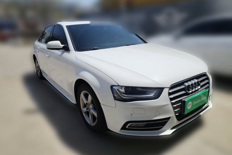 Used Audi A4L 2013 35 TFSI Automatic Standard Model Front Right 45 Deg