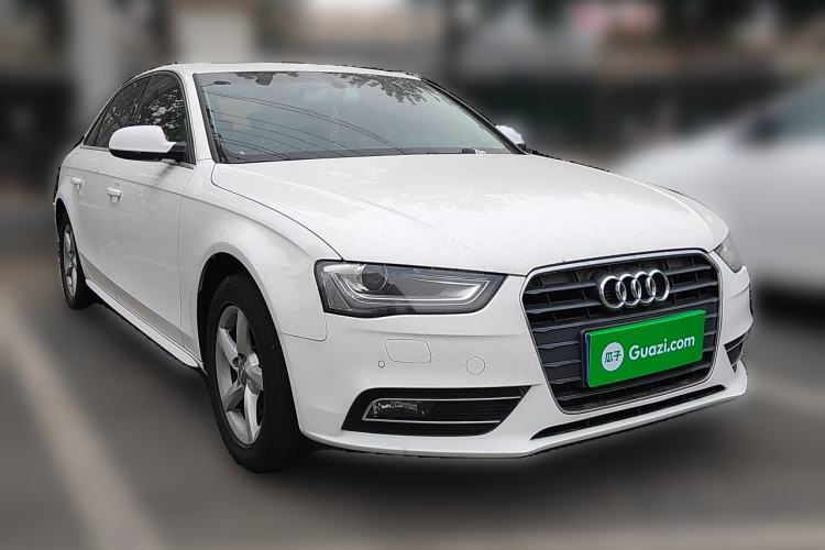 Used Audi A4L 2013 35 TFSI Automatic Comfort Model Front Right 45 Deg