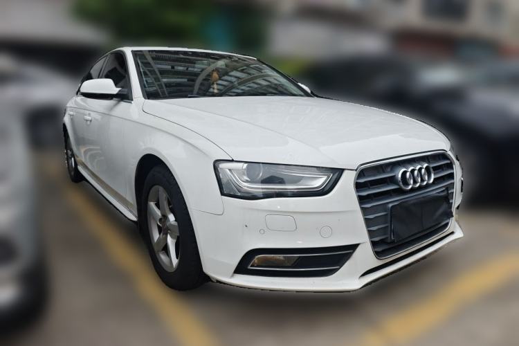 Used Audi A4L 2013 35 TFSI Automatic Comfort Model Front Right 45 Deg