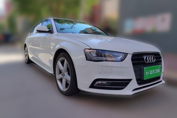Used Audi A4L 2013 35 TFSI Automatic Standard Model Front Right 45 Deg