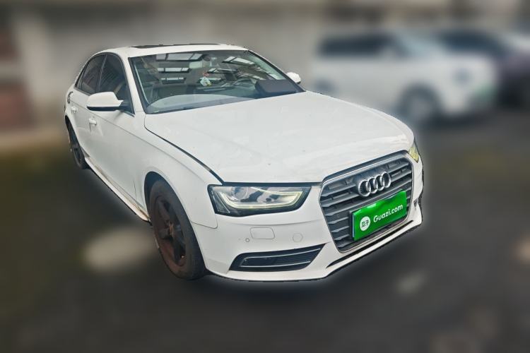 Used Audi A4L 2013 35 TFSI Automatic Standard Model Front Right 45 Deg